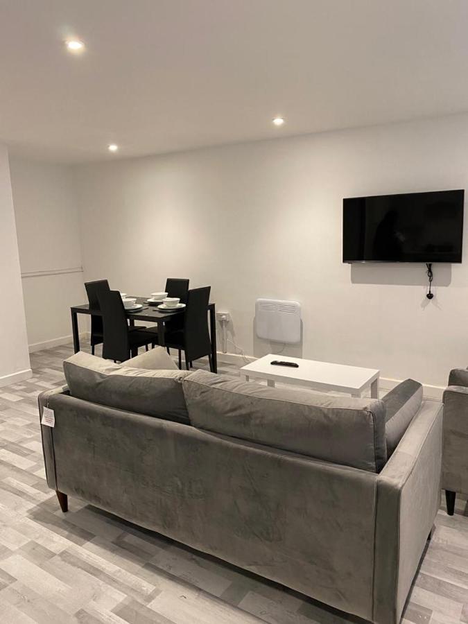 Suites By Rehoboth - Overcomers- Deptford London Exterior photo