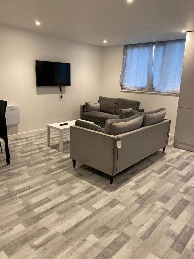 Suites By Rehoboth - Overcomers- Deptford London Exterior photo